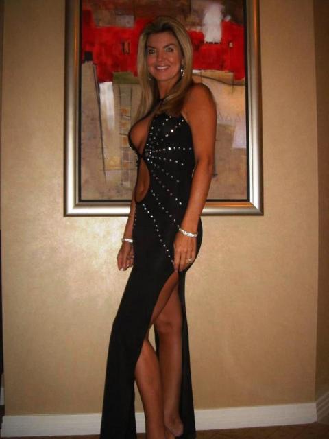 models aunty hot